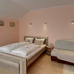 Apartmán Rentplanet - *