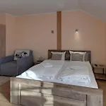 Apartmán Rentplanet - *
